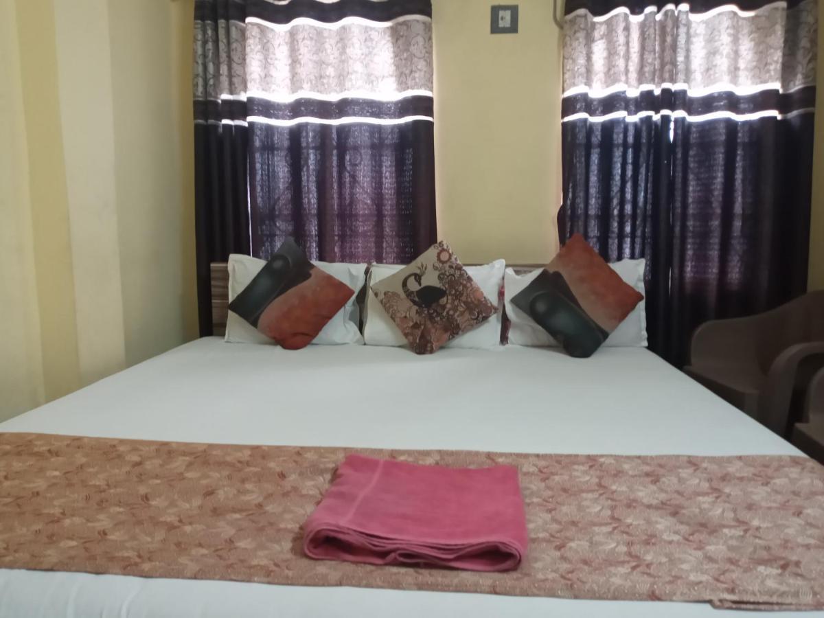 Hotel Royale Калькутта Экстерьер фото